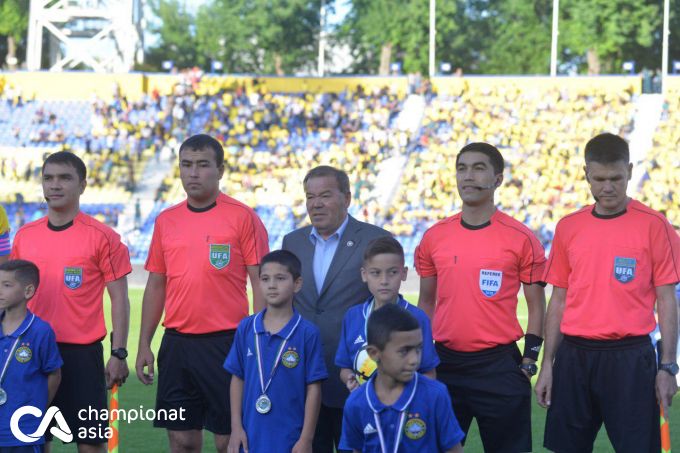 O'tgan asrning 60-70 yillarida o'zining yorqin o'yinlari bilan millionlab ishqibozlar qalbini zabt etgan mahoratli futbolchilardan biri Birodar Abduraimovdir. 
			