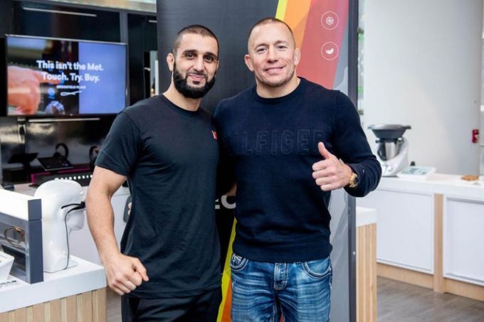 Ikki vazn toifasida sobiq UFC chempioni Jorj Sen-Perning murabbiyi Firas Zaxabi boshqa bir UFC afsonasi Neyt Diaz haqida fikr bildirdi.
			