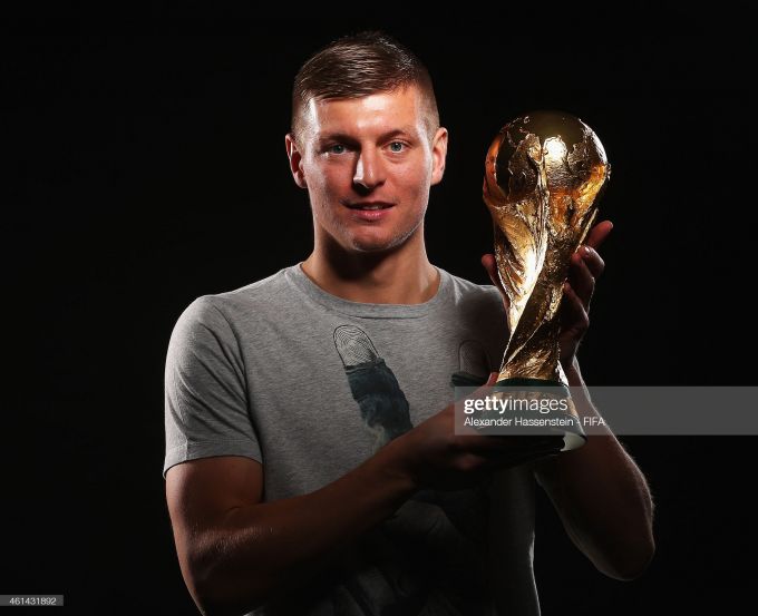 Asosiy mavzuga o'tishdan oldin nemis matbuotida chiqqan Toni Kroos haqidagi xabarni keltirmoqchiman.
			