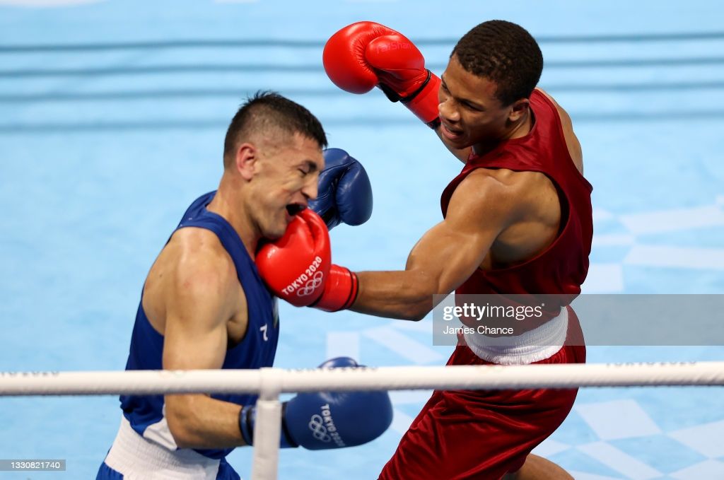 Boks bahslarining -69 kg vazn toifasida vatanimiz sharafini himoya qilayotgan Bobousmon Baturov ilk jangida Polando Roxanga qarshi ringga ko'tarildi va raqibini 4:0 hisobida mag'lub etdi.
			