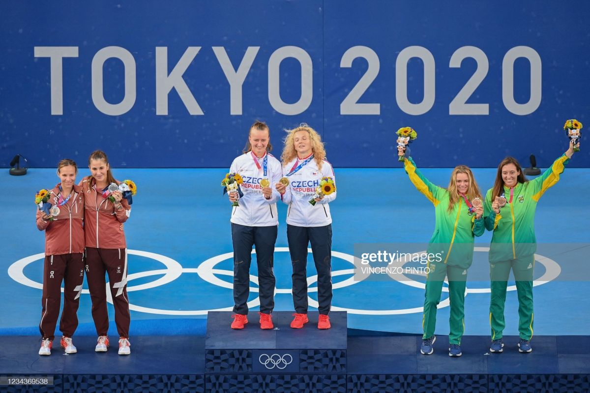 Barbora Kreychikova va Katerina Sinyakova Tokio Olimpiadasi chempioniga aylanishdi