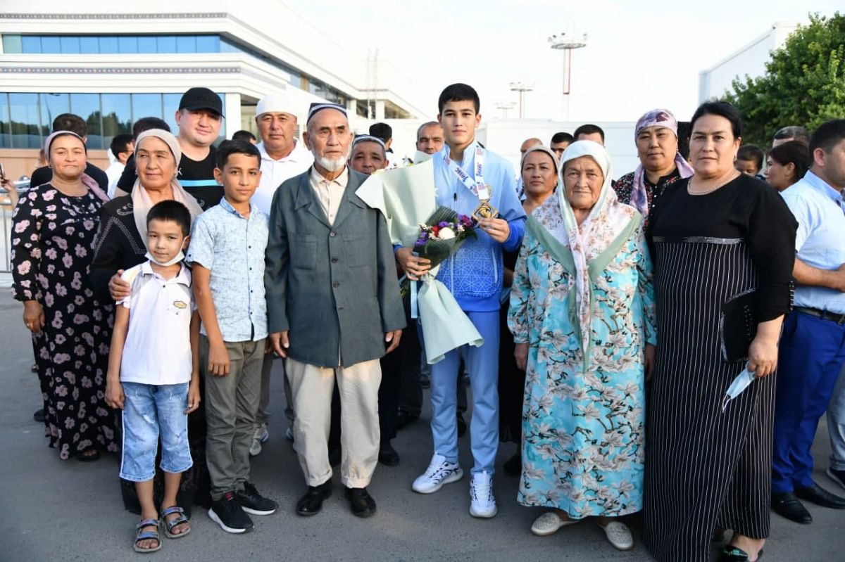 Xabar berib o'tganimizdek, Dubay shahrida boks bo'yicha o'smirlar o'rtasida Osiyo chempionati o'z yakuniga etdi. 
			