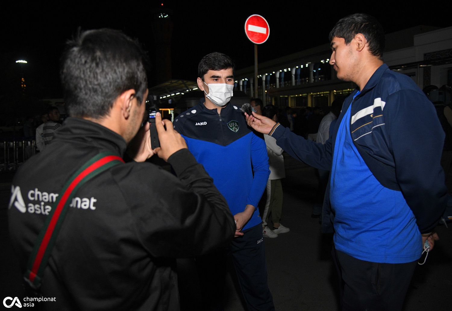 O'zbekiston futzal terma jamoasi Toshkentga qaytib keldi FOTOREPORTAJ