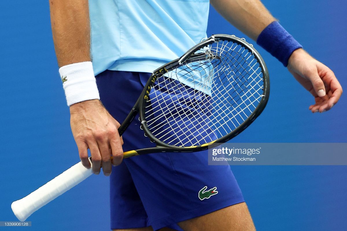 Novak Jokovich US Open finalidagi harakatlari uchun jarimaga tortildi