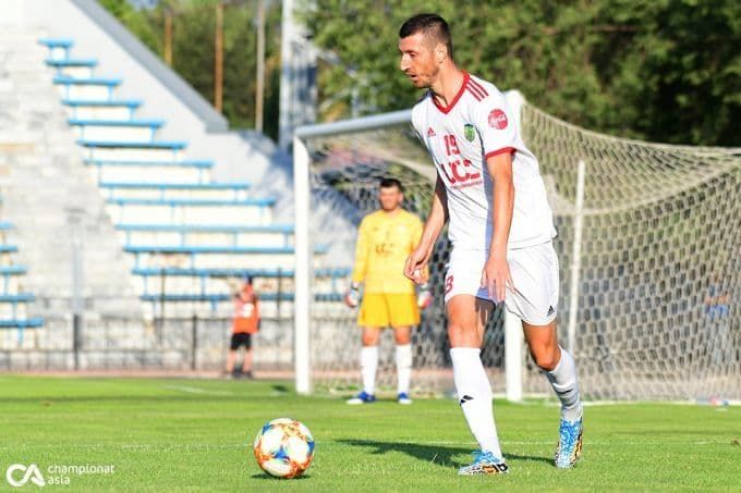 Yaqinda futbolchilari kaltaklangan klub haqida Islombek Rustamov tomonidan yozilgan maqolani o'qigan bo'lsangiz kerak:
			