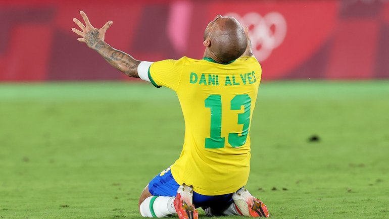 Dani Alves «Barselona»ga qaytmoqchi