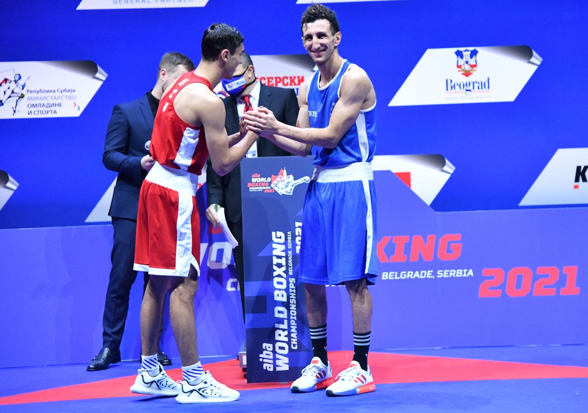 Bugun Abdumalik Xalakov jahon chempionati finalida franciyalik Sofian Oumiaga qarshi jang qiladi.
			