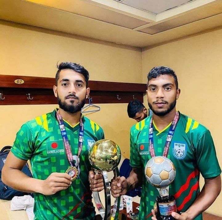 U-23 Osiyo chempionati saralashi doirasida Timur Kapadze shogirdlari ikkinchi turda Bangladeshni yirik hisobda mag'lub etdi. 
			