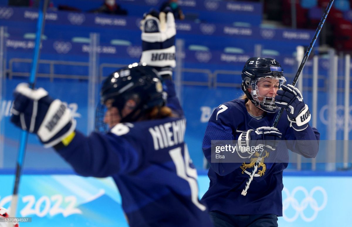 Pekin-2022. Ayollar xokkeyida bronza medal sohibi malum + FOTO