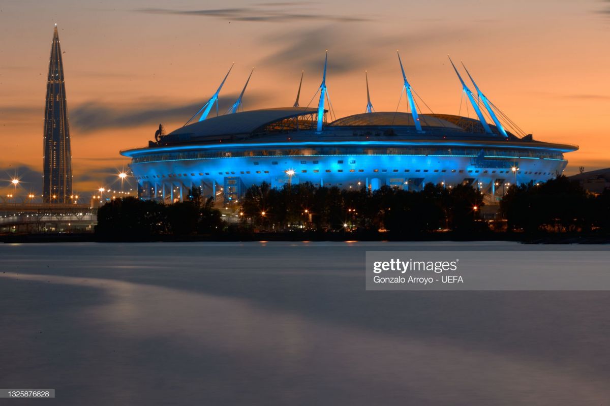 UEFA Ukrainadagi vaziyatlar sabab Sankt-Peterburgdan CHempionlar Ligasi finalini ko'chiradi.
			