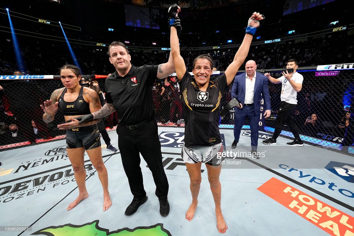 Sobiq aralash yakkakurashlari jangchisi, UFC sobiq chempioni Maykl Bisping Amanda Nunes va Julianna Pen o'rtasidagi ehtimoliy revansh jangi haqida gapirdi.
			